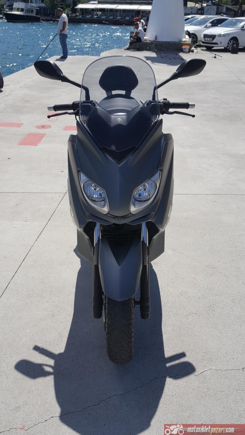 Motor Yamaha X Max 250